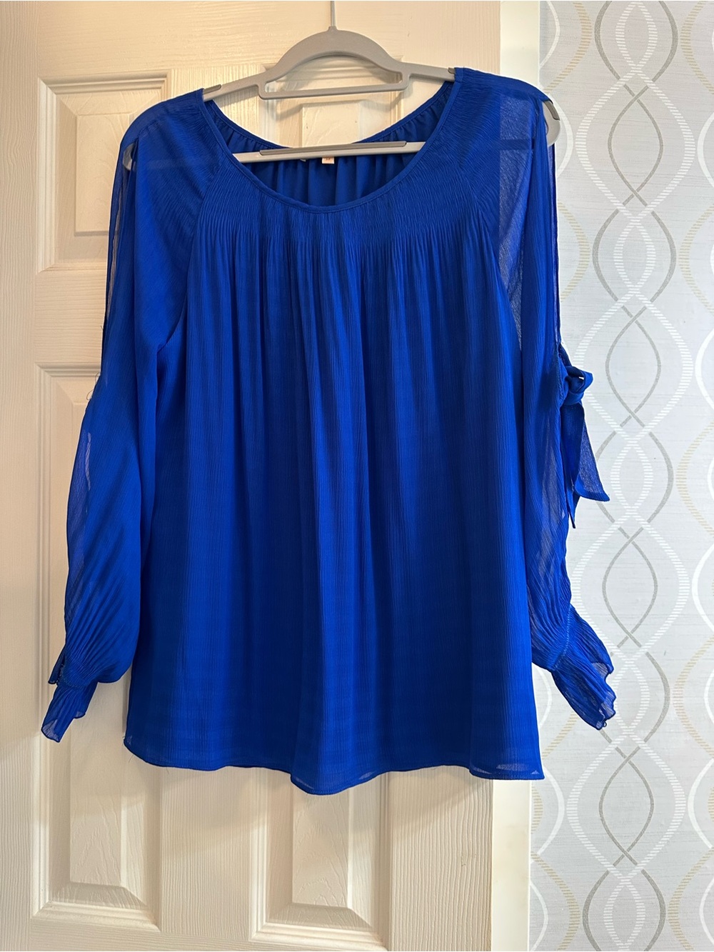 Gibson Sheer Electric Blue Pleated Long-Sleeve Blouse